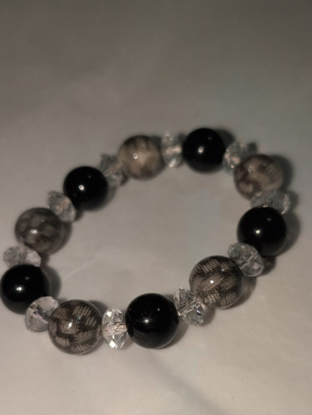 ❤️‍🔥10/$10❤️‍🔥 Black and Gray Faux Beaded Stretchy Bracelet - Picture 2 of 5